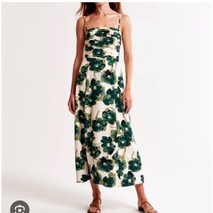 Abercrombie & Fitch Green and White Sleeveless Maxi Dress